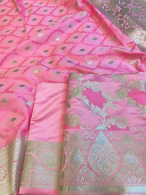Baby_Pink_Mashru_Silk_Floral_Rangkaat_Floral_Zari_Jaal_Banarasi_3_pcs_Suit_Set_26AJ_MSR5