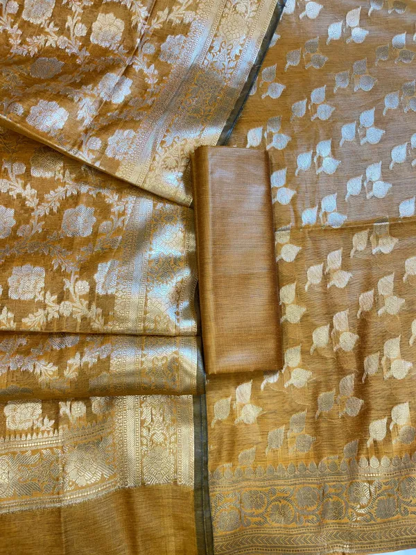 Mustard_Yellow_Cotton_Silk_Floral_Zari_Booti_Banarasi_3_pcs_Suit_Set_675JVC_134