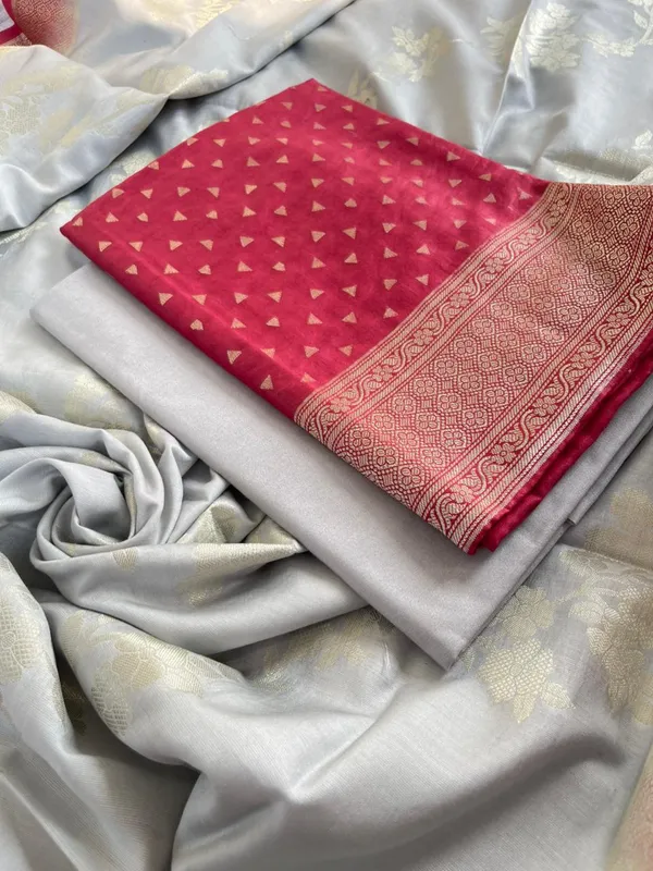 Maroon_Pashmina_Silk_Chunri_Zari_Booti_Banarasi_Suit_with_Contrast_Grey_Floral_Jaal_Dupatta_1250DAN_PMC7