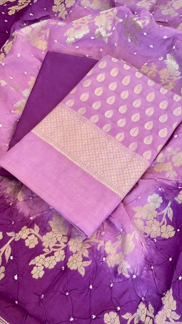 Lavander_Cotton_Blend_Leaf_Zari_Booti_Banarasi_Suit_with_Bandhani_Zari_Jaal_Dual_Shade_Dupatta_1325DAN_SBN4