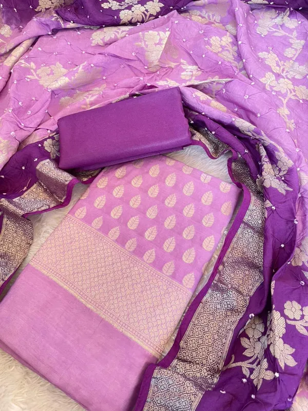 Lavander_Cotton_Blend_Leaf_Zari_Booti_Banarasi_Suit_with_Bandhani_Zari_Jaal_Dual_Shade_Dupatta_1325DAN_SBN4