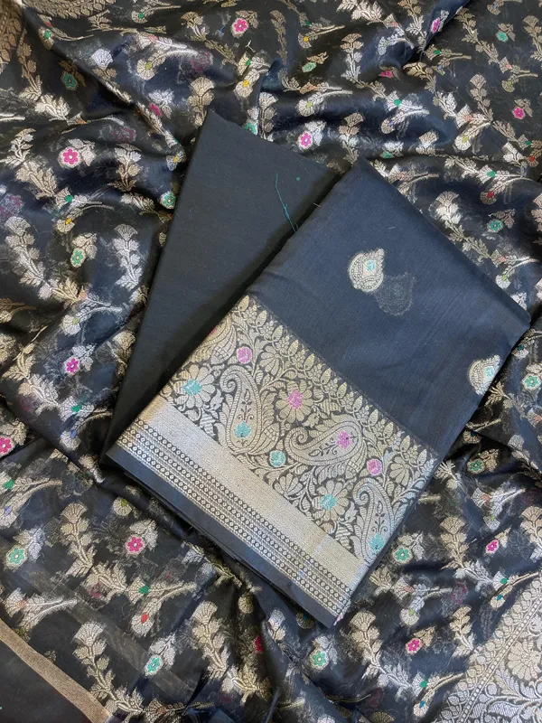 Black_Cotton_Resham_Minakari_Zari_Booti_Banarasi_Suit__625SHL_CT59