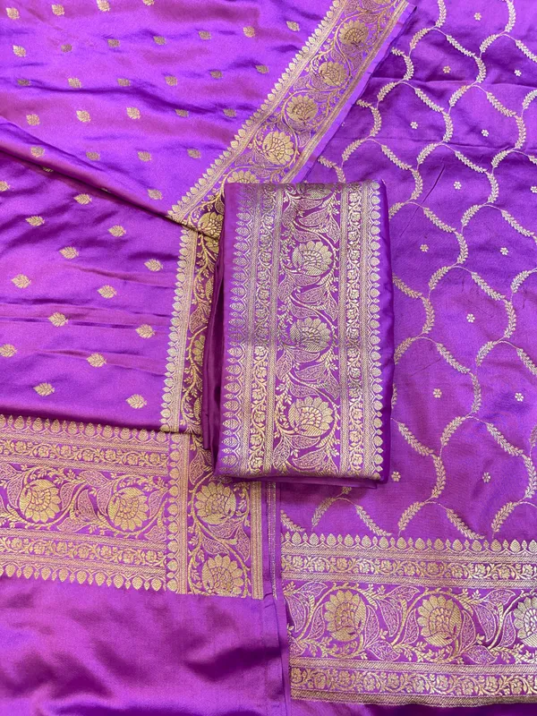 Purple_Premium_Handloom_Floral_Zari_Dyable_Jaal_Banarasi_Suit_30AJ_MSR35