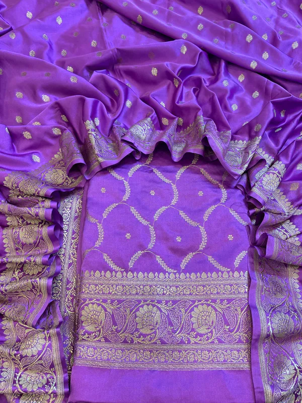 Purple_Premium_Handloom_Floral_Zari_Dyable_Jaal_Banarasi_Suit_30AJ_MSR35