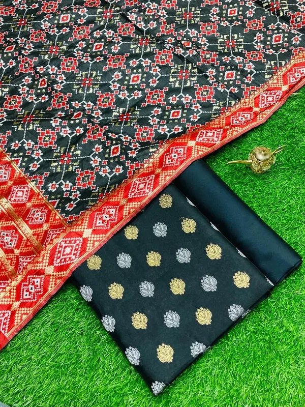 Black_Katan_Silk_Silver_Gold_Zari_With_Patola_Weave_Dupatta_Skl_Ks13