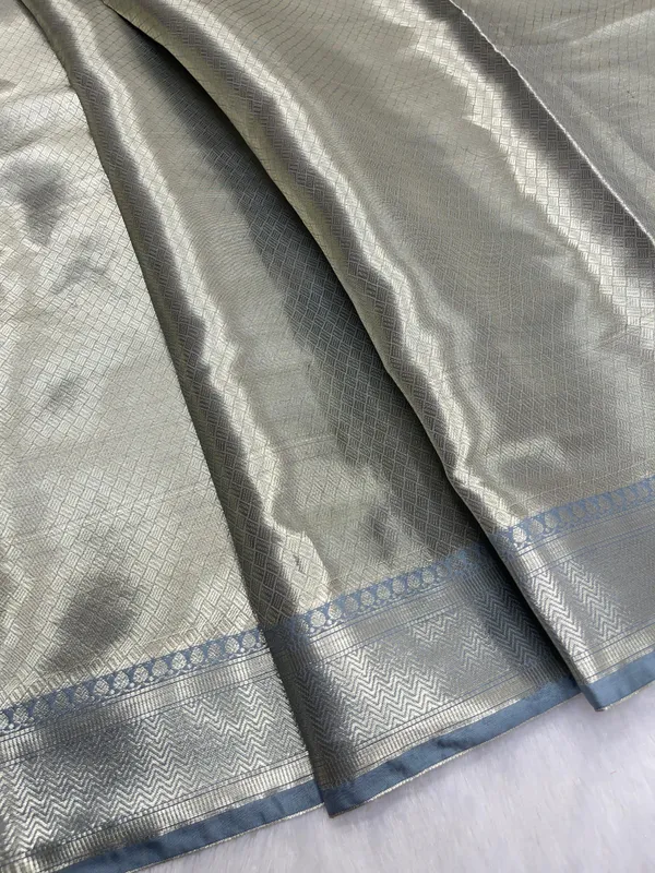 Mehndi_Green_Cotton_Water_Zari_Stripe_Banarasi_Saree_JVC_18