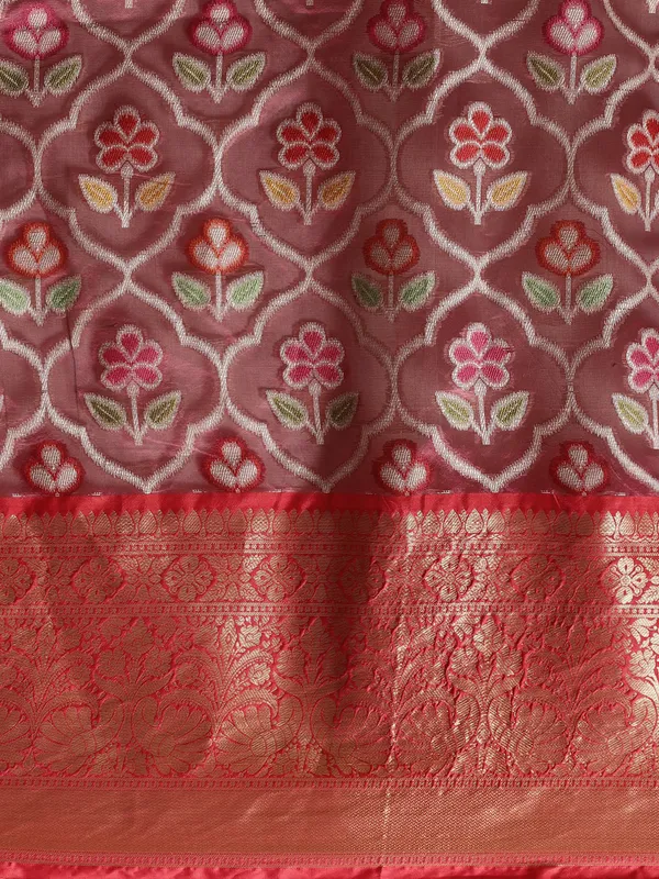 Magenta_Art_Silk_Banarasi_Sarees_For_Women_GEASF_21