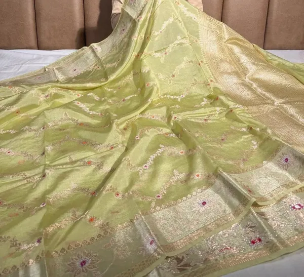 Pista_Green_Semi_Chiniya_Silk_Meenakari_Aada_Zari_Jaal_Zari_Border_Banarasi_Saree_115AM_SC9