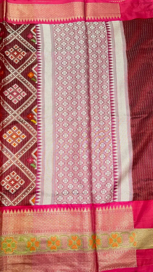Maroon_Art_Silk_Banarasi_Sarees_For_Women_GEASF_23