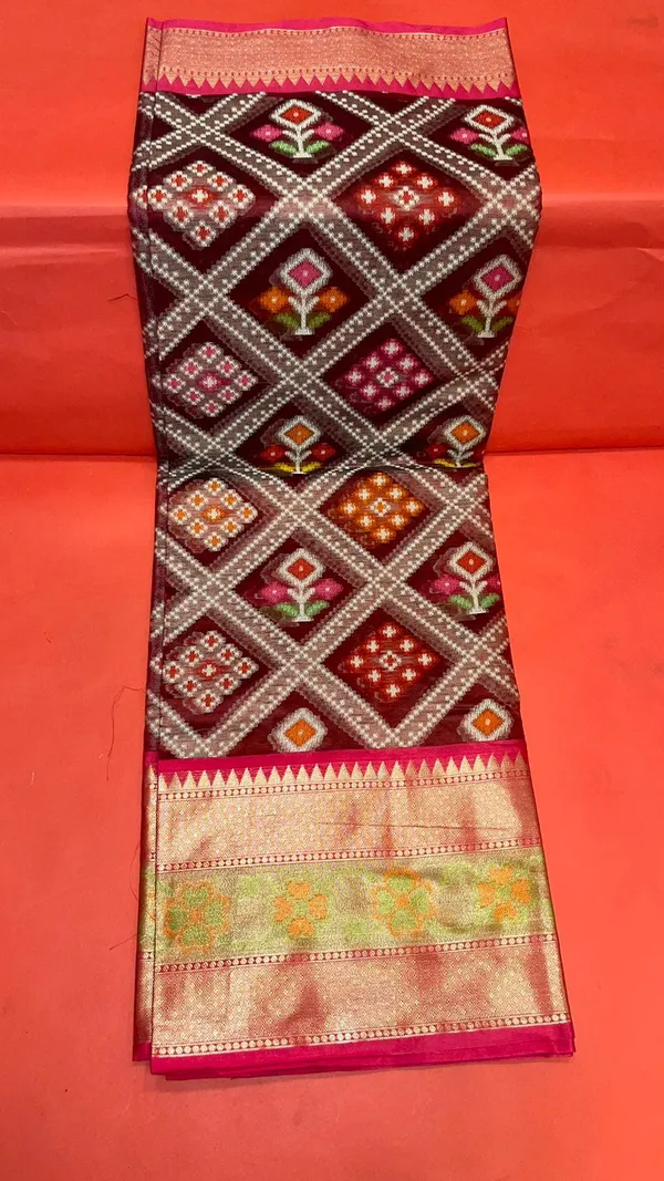 Maroon_Art_Silk_Banarasi_Sarees_For_Women_GEASF_23