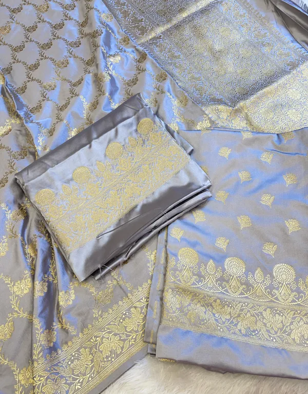 Grey_Mashru_Silk_Floral_Zari_Booti_with_Zari_Jaal_Dupatta_Handloom_Banarasi_3_pcs_Suit_Set_3000AJ_MSR6