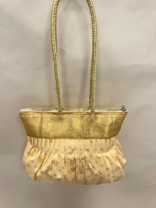 Cream_Banarasi_Hand_Bag_HBG_49