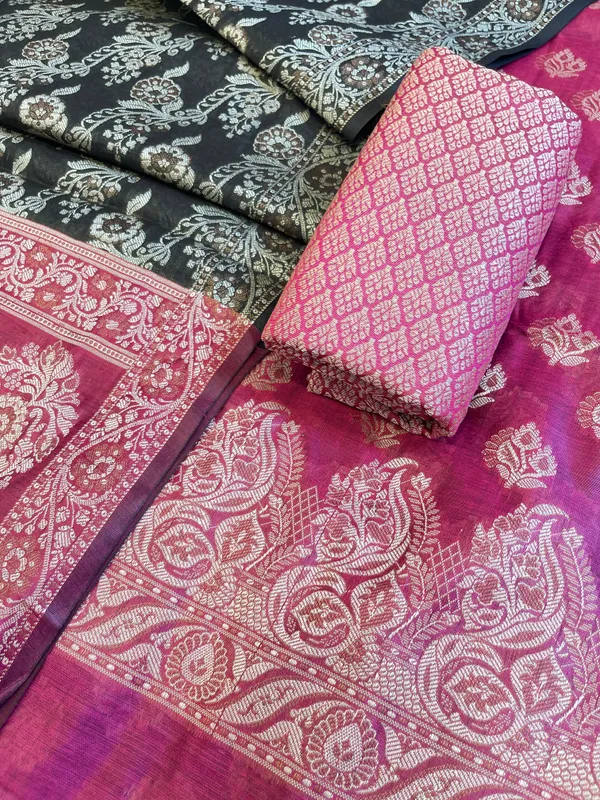 Magenta_Cotton_Floral_Resham_Booti_Contrast_Black_Dupatta_Banarasi_Suit_600AJ_PJS13