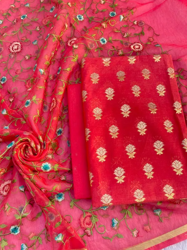Strawberry_Pink_Pure_Mercerise_Silk_Silver_Gold_Zari_Booti_with_Organza_Embroidery_Dupatta_Suit_Set