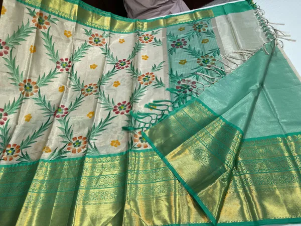 Off_white_Tissue_Silk_Floral_Handpainted_Jaal_Contrast_Seagreen_Border_Banarasi_Saree_MS_TS23