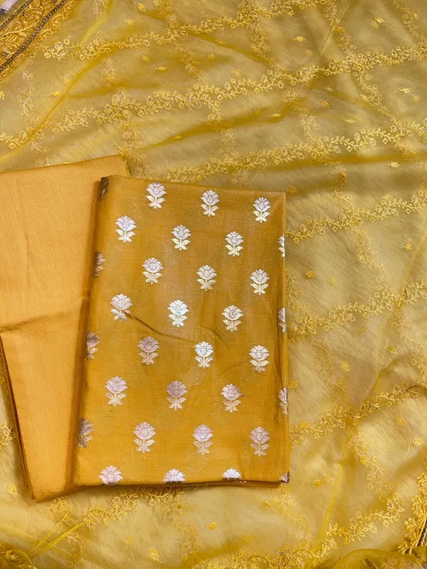 Yellow_Mescrize_Cotton_Banarasi_3_pcs_Suit_Set_with_Resham_Embroidery_Dupatta_1100SKL_MSK5