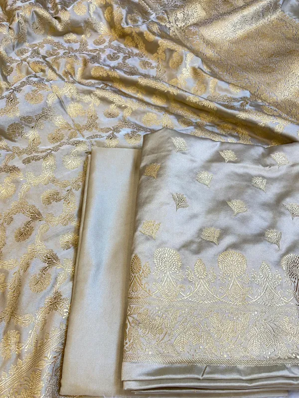 Off_white_Premium_Handloom_Plain_Floral_Zari_Dyable_Booti_Banarasi_Suit_30AJ_MSR30
