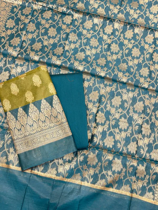 Green_Cotton_Banarasi_3_pcs_Suit_Set_with_Contrast_Sea_Green_Dupatta_IM_CS1