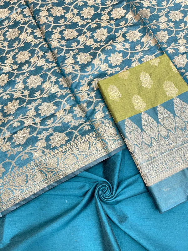 Green_Cotton_Banarasi_3_pcs_Suit_Set_with_Contrast_Sea_Green_Dupatta_IM_CS1