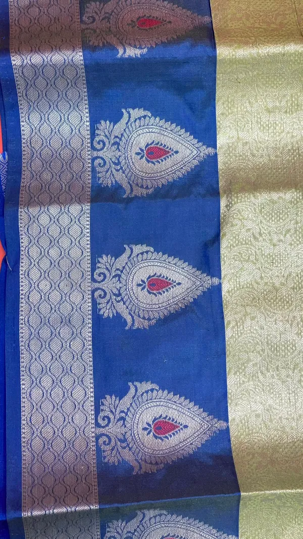 Green_Kanjeevaram_Banarasi_Sarees_For_Women_GEMA19