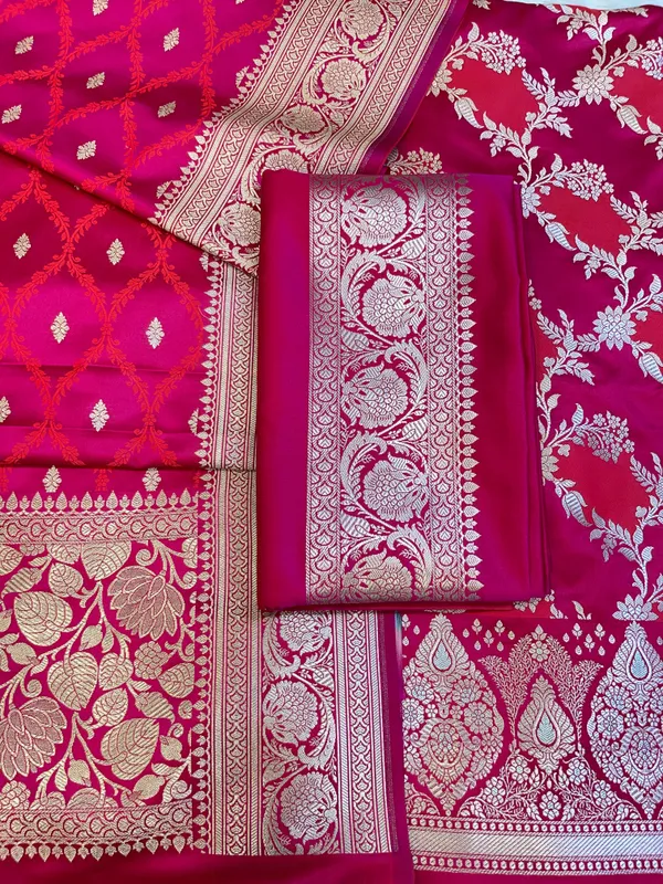 Magenta_Mashru_Silk_Floral_Zari_Booti_with_Rangkaat_Dupatta_Banarasi_3_pcs_Suit_Set_26AJ_MSR8