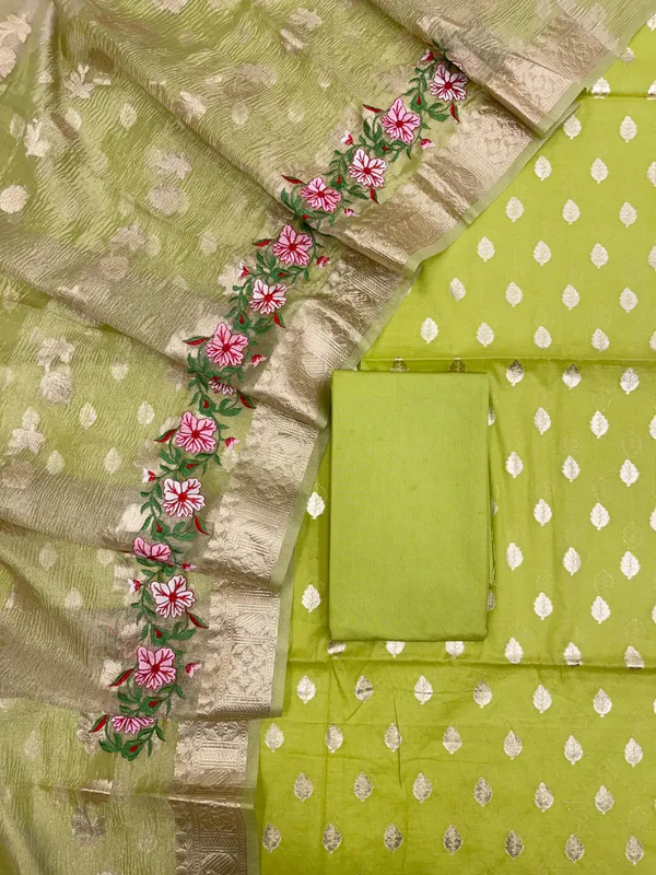 Light_Green_Pure_Cotton_Embroidery_Tissue_Dupatta_Banarasi_3_pcs_Suit_Set_IM_PCEM4