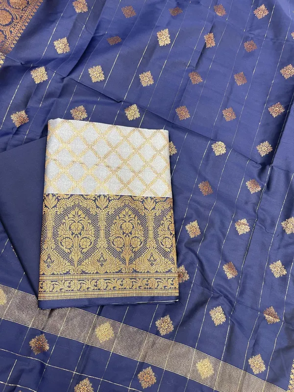 Off_White_Cotton_Silk_Nanarasi_3_pcs_Suit_Set__with_Contrast_Navy_Blue_Dupatta_650ASD_CS10