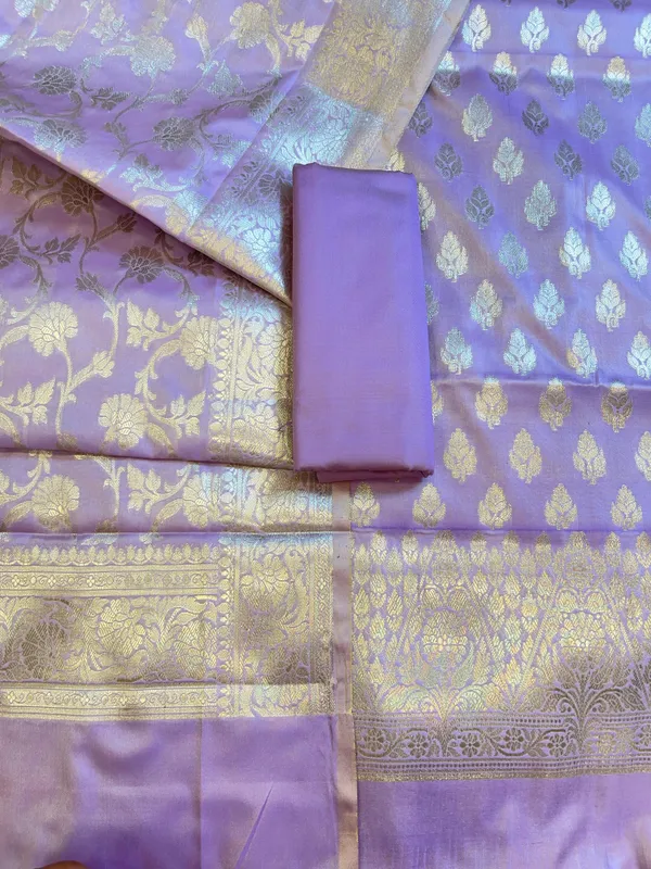 Light_Purple_Semi_Silk_Floral_Zari_Booti_Banarasi_3_pcs_Suit_Set_900AJ_SK33