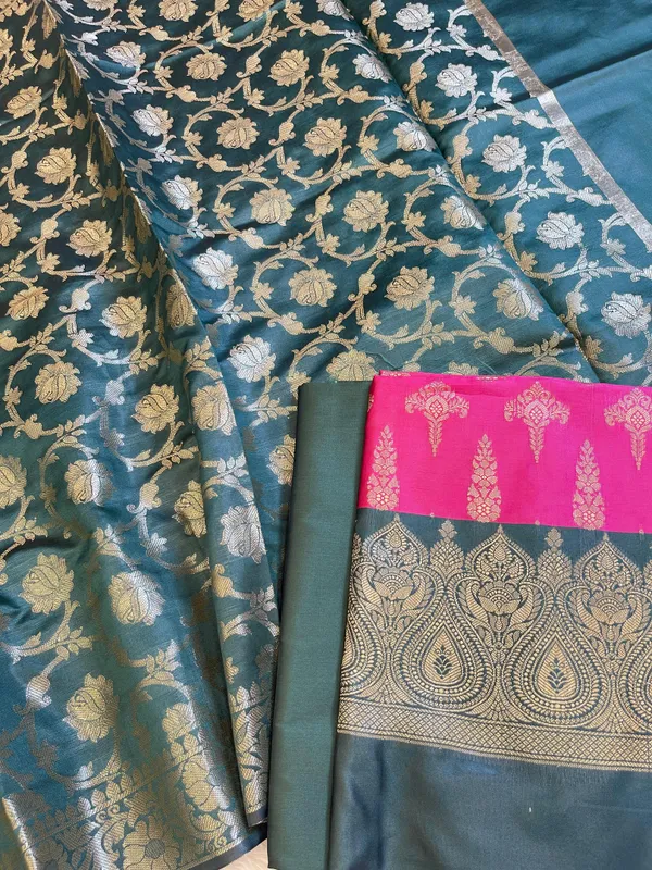 Magenta_Art_Silk_Floral_Zari_Booti_Contrast_Banarasi_Suit_with_Darkgreen_Dupatta_625AJ_TPT29