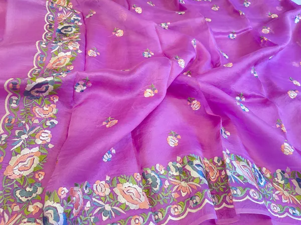 Pure_Handloom_Purple_Kora_Organza_Resham_Floral_Booti_Embroidered_Mina_Border_Banarasi_Saree_480AJ_ME3