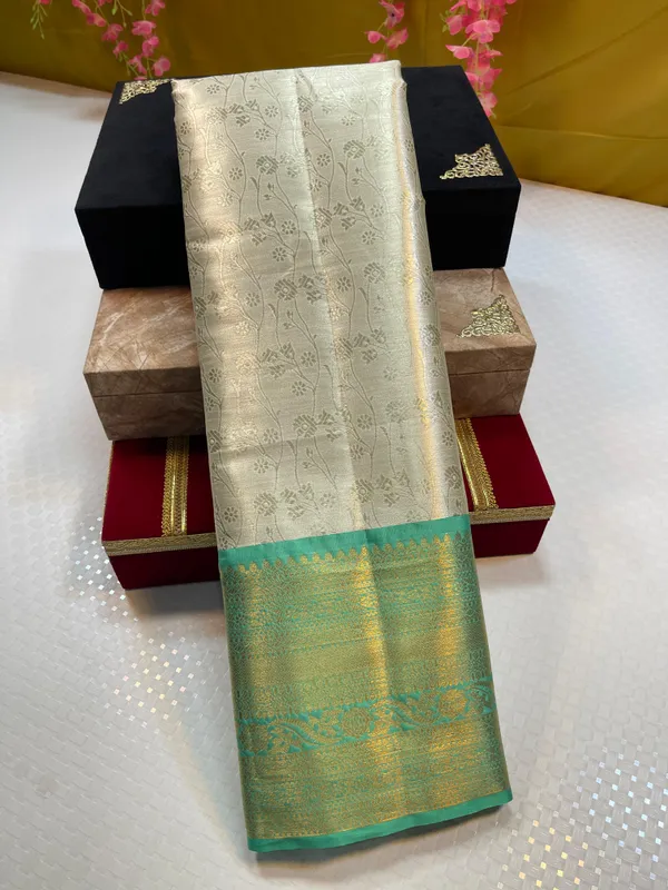 Beige_Kanjeevaram_Soft_Silk_Floral_Jaal_Contrast_Green_Border_Banarasi_Saree_MS_KS1