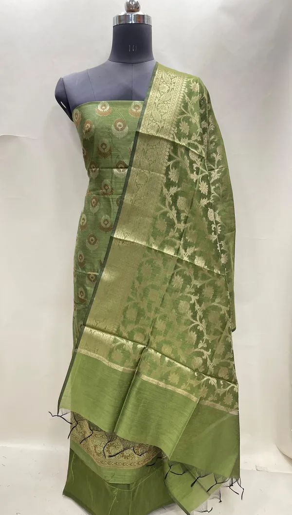 Humairah_Green_Cotton_Floral_Zari_Resham_Mina_Boota_3_pcs_Suit_set_with_Plain_Bottom_and_Floral_Zari_Jaal_Green_Dupatta