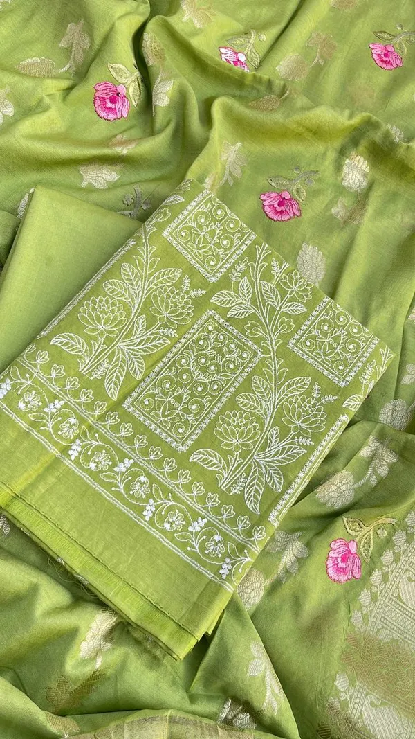 Light_Green_Pure_Banarasi_Mercerised_Suit_with_Zari_Booti_Weaving_&_Embroidery_Dupatta_1250SKL_ME6