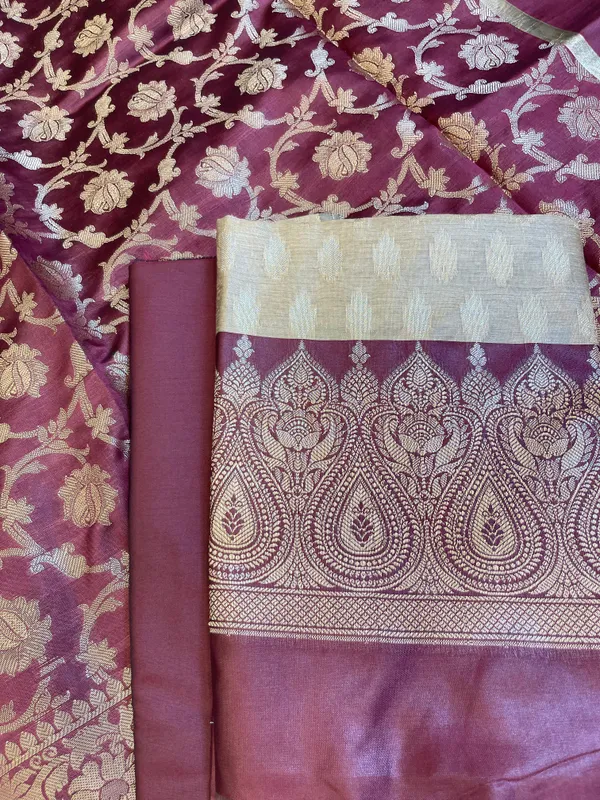 Beige_Art_Silk_Floral_Zari_Booti_Contrast_Banarasi_Suit_with_Maroon_Dupatta_625AJ_TPT59