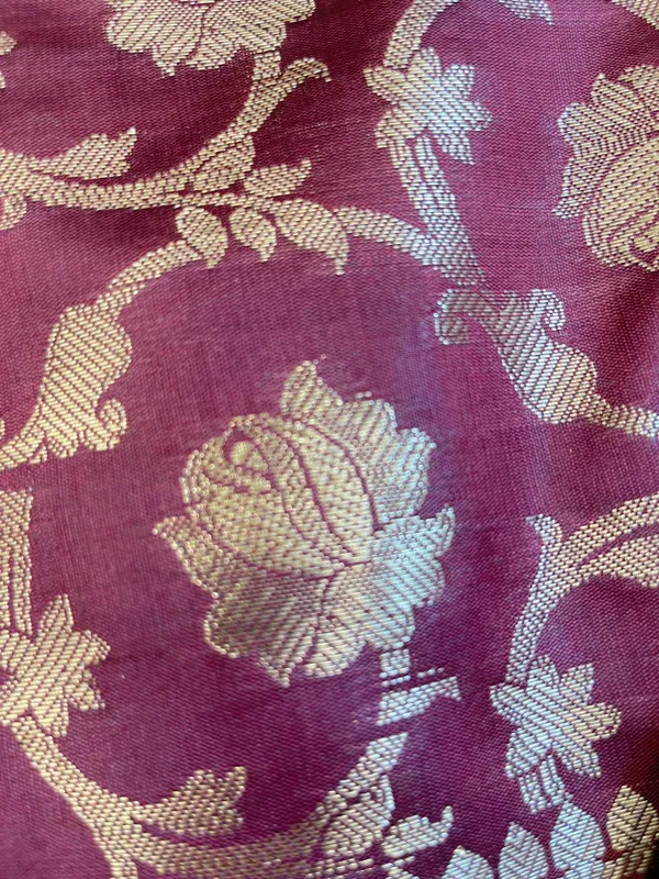 Beige_Art_Silk_Floral_Zari_Booti_Contrast_Banarasi_Suit_with_Maroon_Dupatta_625AJ_TPT59
