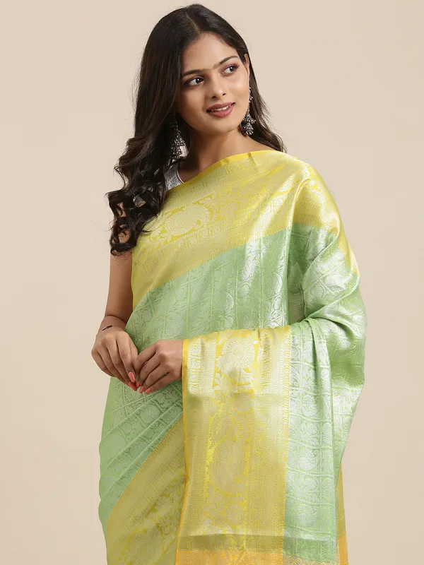 Green_Kanjeevaram_Banarasi_Sarees_For_Women_GEMA31