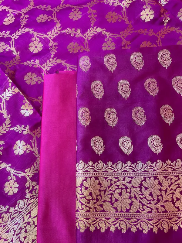 Magenta_Semi_Silk_Floral_Zari_Booti_Banarasi_3_pcs_Suit_Set_900AJ_SK23