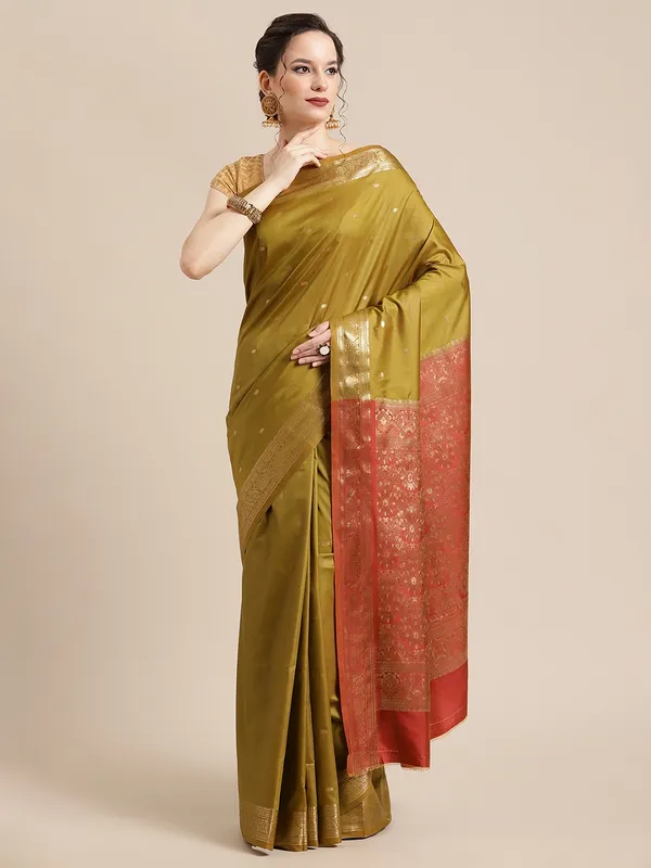 Humairah_Handwoven_Olive_Green_Valkalam_Katan_Silk_Booti_Zari_Border_With_Rust_Brown_Blouse_Banarasi_Saree