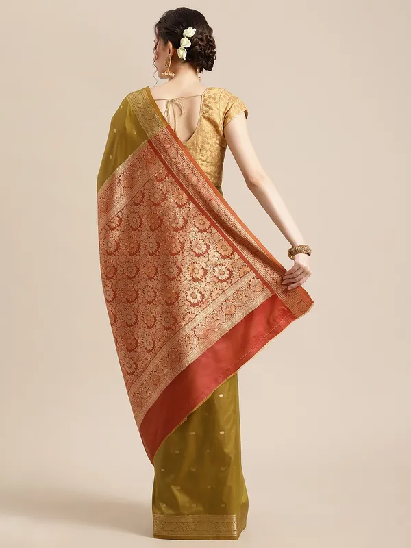 Humairah_Handwoven_Olive_Green_Valkalam_Katan_Silk_Booti_Zari_Border_With_Rust_Brown_Blouse_Banarasi_Saree