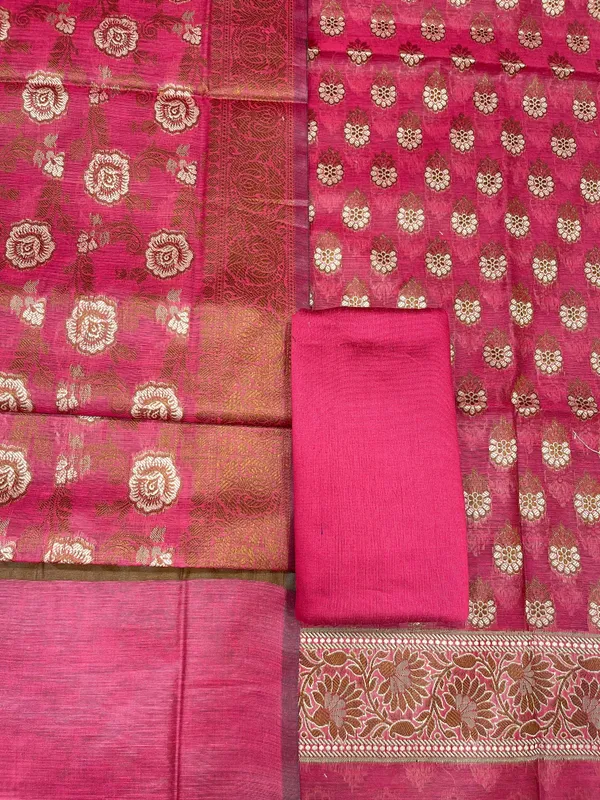 Humairah_Magenta_Cotton_Floral_Resham_Mina_Booti_3_pcs_Suit_set_with_Plain_Bottom_and_Resham_Zari_Mina_Floral_Boota_Magenta_Dupatta