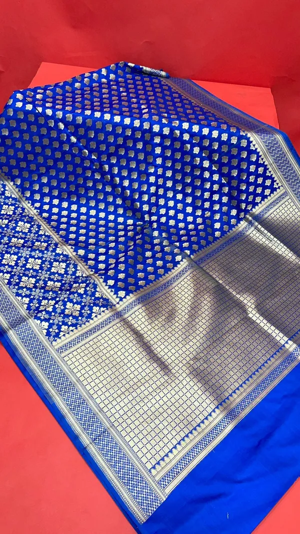Humairah_Presents_Blue_Satin_Silk_Zari_Floral_Booti_Saree_With_Blouse_Piece_GEJA17