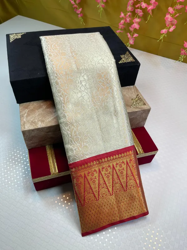 Off_white_Semi_Kanchi_Silk_Brocade_Contrast_Red_Zig-Zag_Border_Banarasi_Saree_MS_SK22