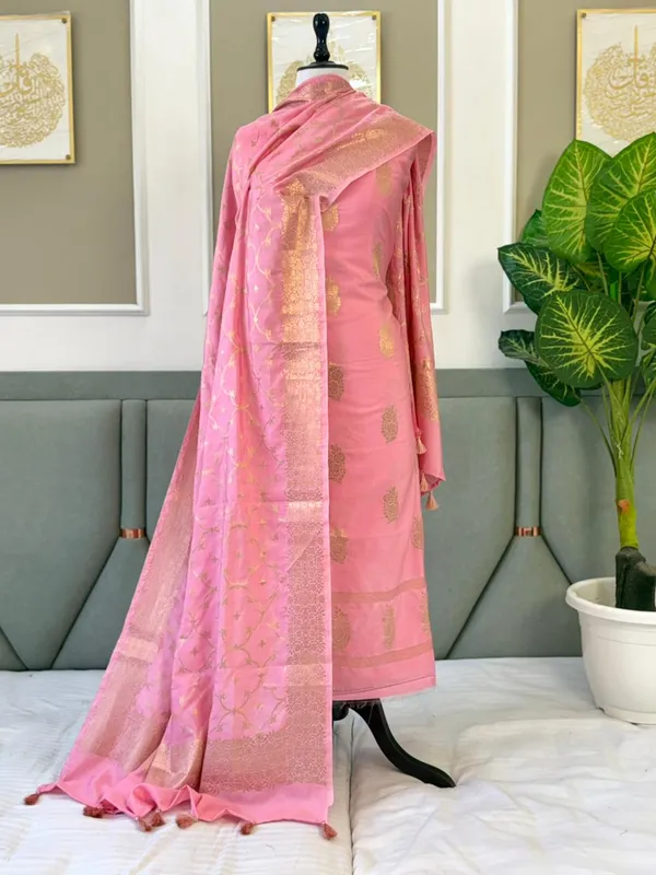Peach_Dupion_Silk_Zari_Boota_Banarasi_Suit_With_Zari_Jaal_Dupatta_130PNJ_DP5