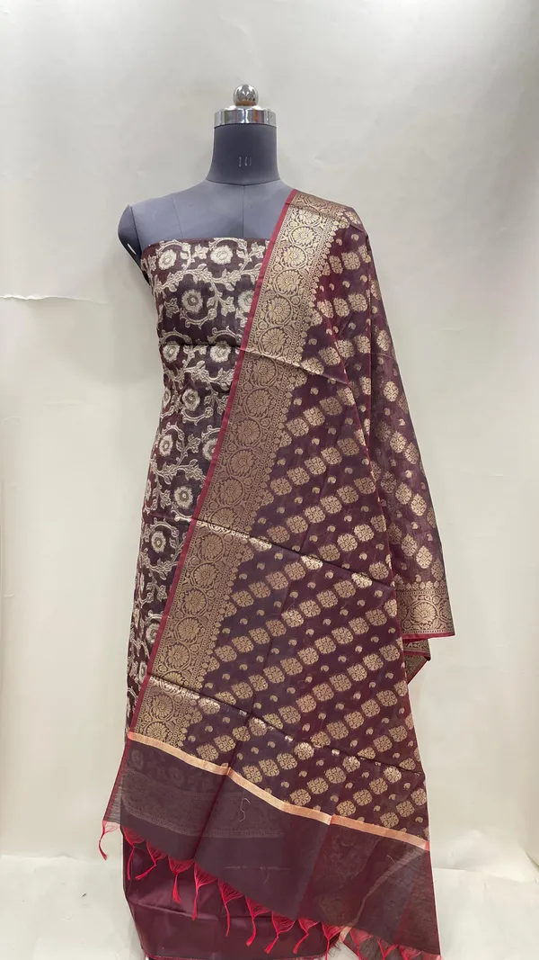 Humairah_Burgundy_Cotton_Zari_Resham_Mina_Jaal_3_pcs_Suit_set_with_Plain_Bottom_and_Aada_Zari_Stripe_Burgundy_Dupatta