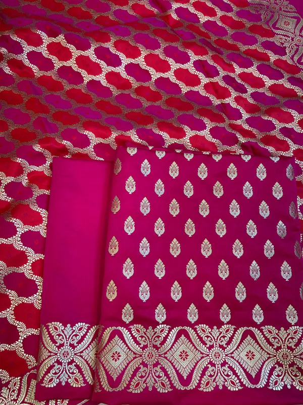 Pink_Mashru_Silk_Floral_Zari_Booti_with_Rangkaat_Dupatta_Banarasi_3_pcs_Suit_Set_26AJ_MSR13