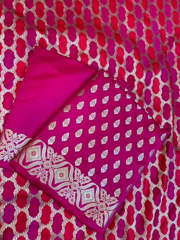 Pink_Mashru_Silk_Floral_Zari_Booti_with_Rangkaat_Dupatta_Banarasi_3_pcs_Suit_Set_26AJ_MSR13