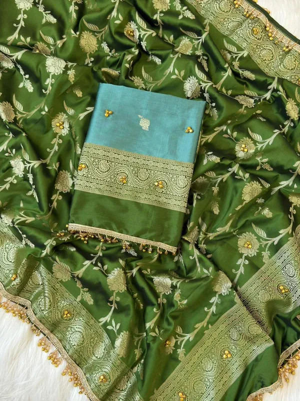 Aqua_Green_Silk_Zari_Booti_With_Ghungroo_And_Lace_Work_Banarasi_Suit_220PNJ_SG3
