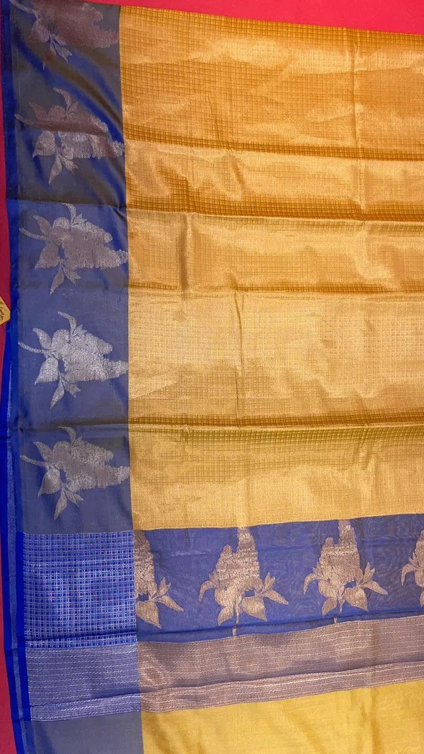 Gold_Kanchi_Silk_Banarasi_Sarees_For_Women_GEBE18