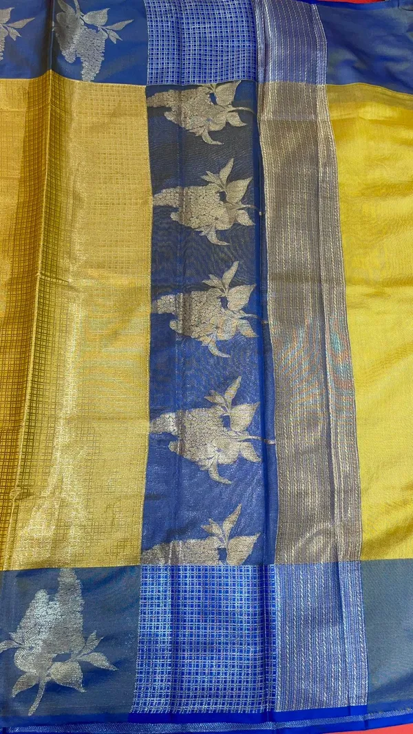 Gold_Kanchi_Silk_Banarasi_Sarees_For_Women_GEBE18