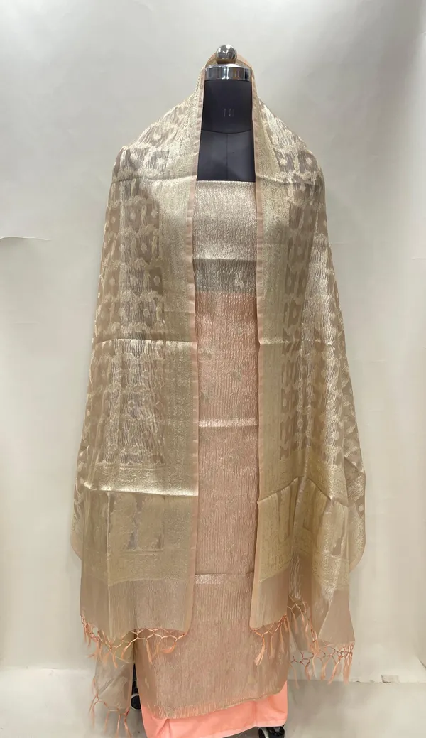 Humairah_Peach_Crush_Tissue_Floral_Zari_Booti_3_pcs_Suit_Set_with_Plain_Bottom_and_Floral_Zari_Checkered_Booti_Peach_Dupatta
